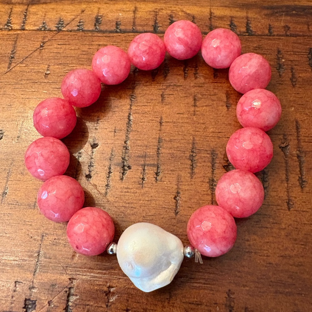 Pink Gemstone and Pearl Beaded Bracelet with Silver Accents